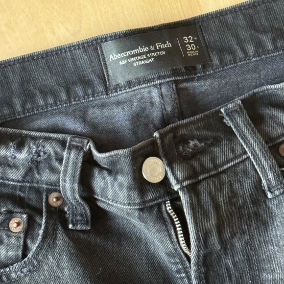 Abercrombie Men’s Straight Vintage Jeans Black Wash - Picture 3 of 4